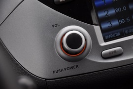 2010款铃木奥拓1.0L手动炫酷型