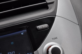 2010款铃木奥拓1.0L手动炫酷型