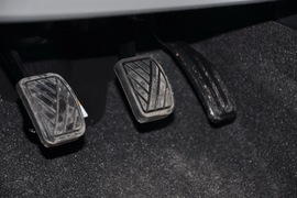 2010款铃木奥拓1.0L手动炫酷型