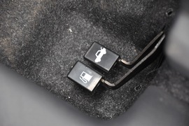 2010款铃木奥拓1.0L手动炫酷型