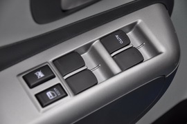 2010款铃木奥拓1.0L手动炫酷型