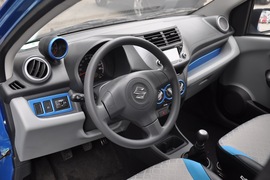 2010款铃木奥拓1.0L手动炫酷型