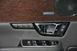2016款捷豹XJL