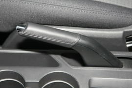 2010款吉普指南者2.4L运动版到店实拍