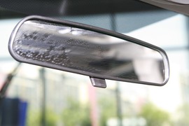2010款吉普指南者2.4L运动版到店实拍