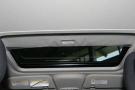 2010款吉普指南者2.4L运动版到店实拍