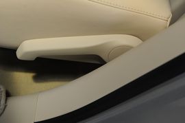 2010款雷克萨斯RX350典雅版