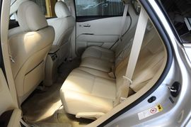 2010款雷克萨斯RX350典雅版