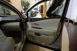 2010款雷克萨斯RX350典雅版