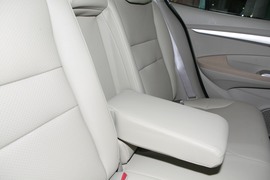 2008款本田锋范1.5AT精英版到店实拍