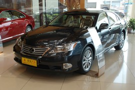 2010款雷克萨斯