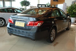 2010款雷克萨斯