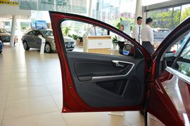 2016款沃尔沃V60