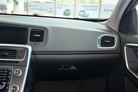 2016款沃尔沃V60