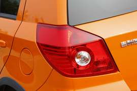 2016款吉利金刚CROSS