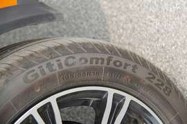 2016款吉利金刚CROSS