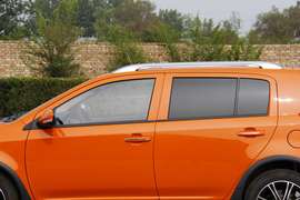 2016款吉利金刚CROSS