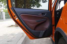 2016款吉利金刚CROSS