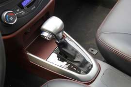 2016款吉利金刚CROSS