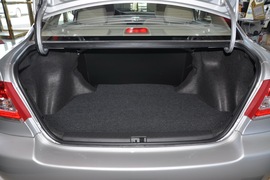 2010款丰田新花冠
