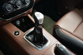 2016款东风风行景逸X5