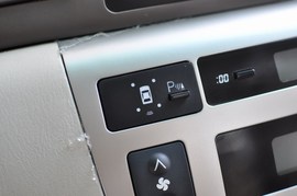 2010款比亚迪F3DM低碳版上海实拍