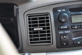 2010款比亚迪F3DM低碳版上海实拍