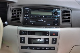 2010款比亚迪F3DM低碳版上海实拍