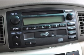 2010款比亚迪F3DM低碳版上海实拍