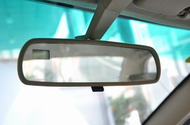 2010款比亚迪F3DM低碳版上海实拍