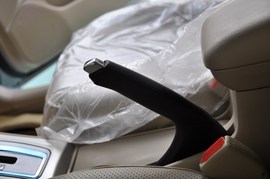 2010款比亚迪F3DM低碳版上海实拍