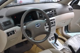 2010款比亚迪F3DM低碳版上海实拍