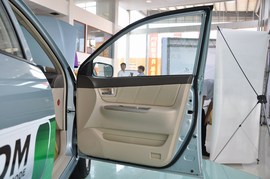 2010款比亚迪F3DM低碳版上海实拍