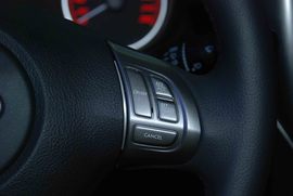 2010款斯巴鲁翼豹三厢