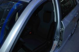 2010款斯巴鲁翼豹三厢