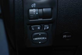 2010款斯巴鲁翼豹三厢