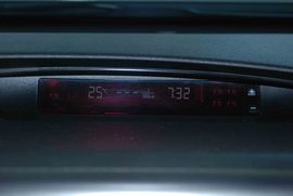 2010款斯巴鲁翼豹三厢