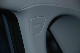 2010款斯巴鲁翼豹三厢