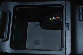 2010款斯巴鲁翼豹三厢