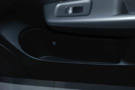 2010款斯巴鲁翼豹三厢