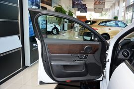 2016款捷豹XJL