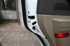 2010款中兴无限V7