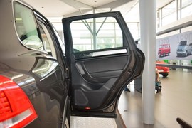 2017款大众途锐3.0TSI拓野型