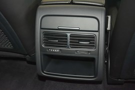 2017款大众途锐3.0TSI拓野型