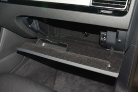 2017款大众途锐3.0TSI拓野型