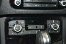 2017款大众途锐3.0TSI拓野型