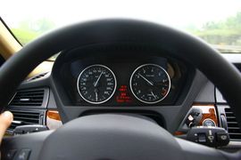 2011款宝马X5成都试驾