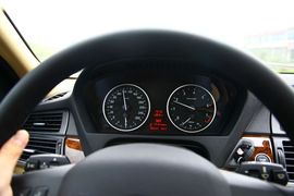 2011款宝马X5成都试驾