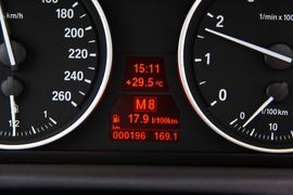 2011款宝马X5成都试驾