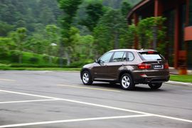 2011款宝马X5成都试驾